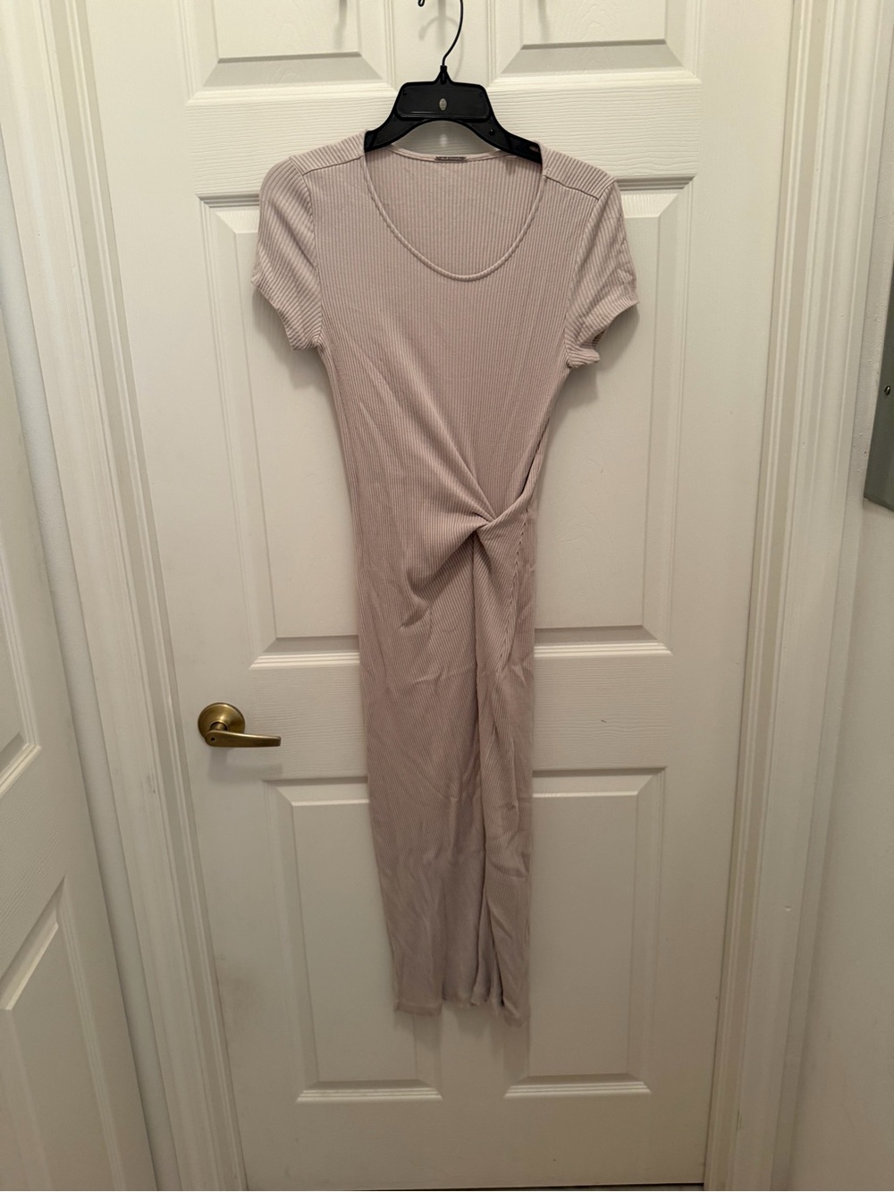 Elie Tahari Mauve Ribbed Twist-Front Maxi Dress